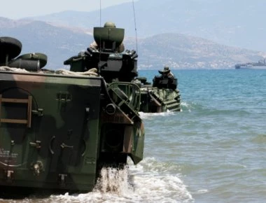 Σε εξέλιξη η άσκηση των Ειδικών Δυνάμεων Ελλάδος - ΗΠΑ στο Παγασητικό (φώτο)